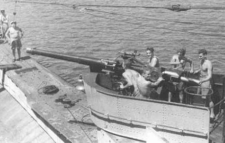 4 inch gun on HMs/m Thrasher